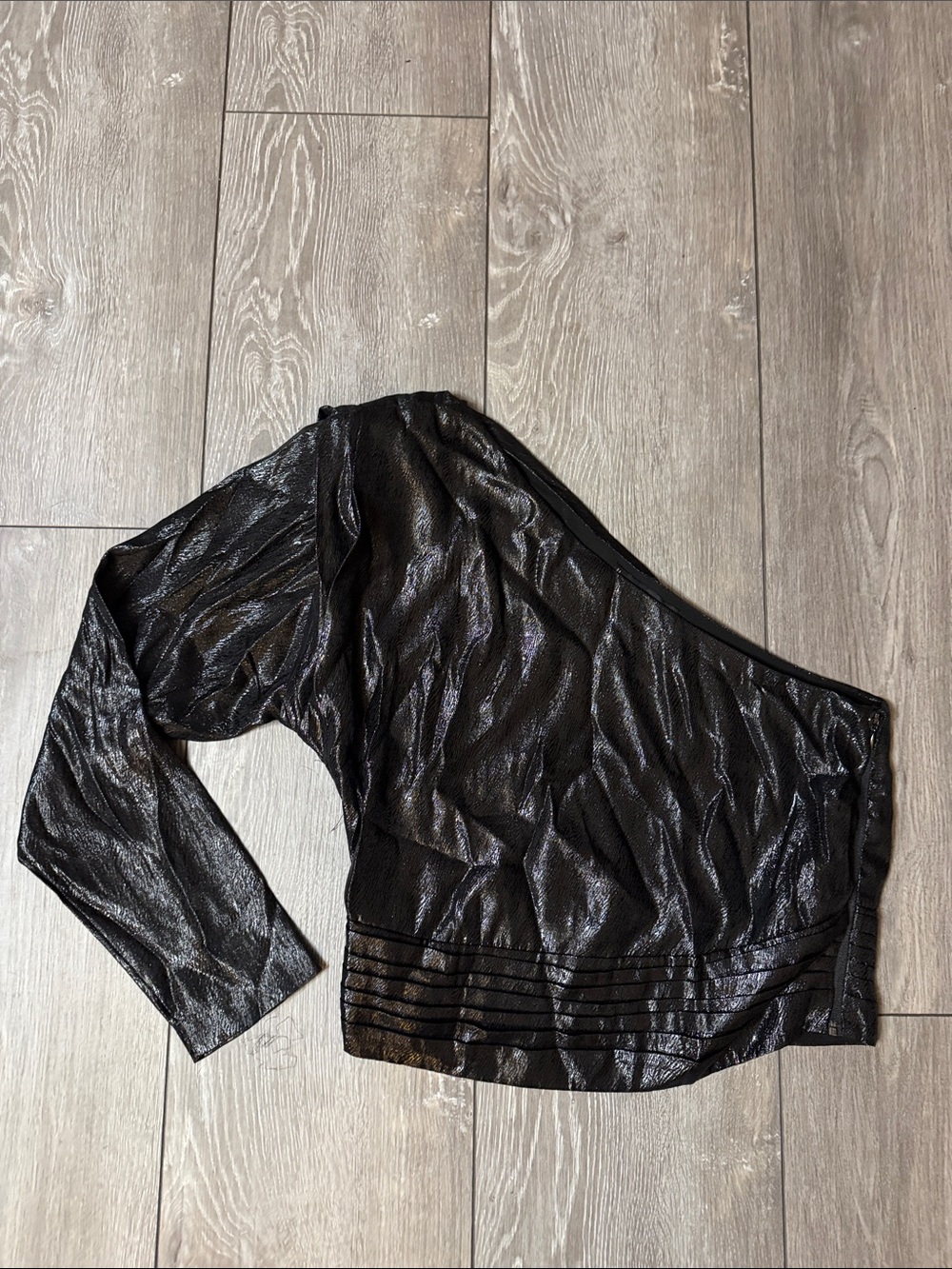 One-Shoulder Shimmery Black Crop Top